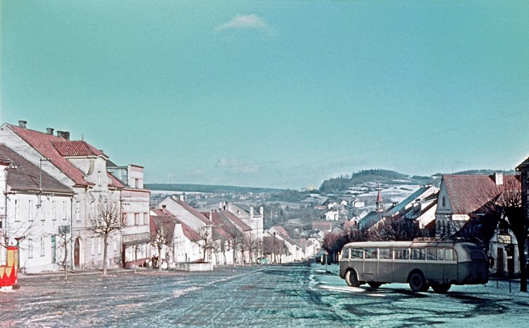 Zbirožské náměstí, 1961