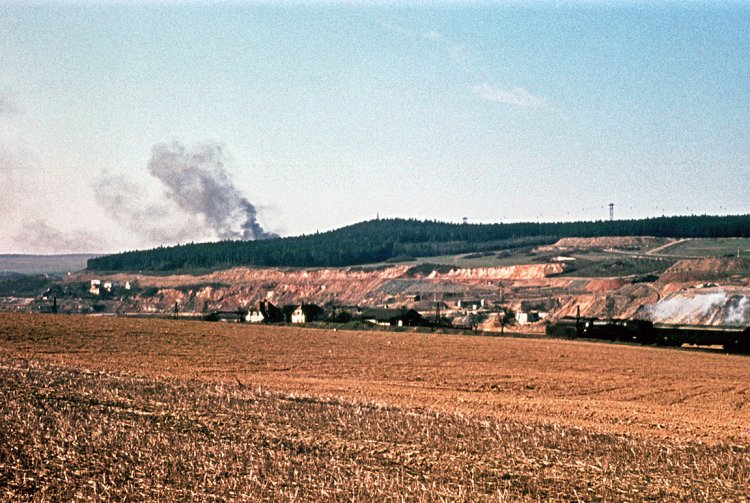 Velkodůl, za horizontem hrudkovny