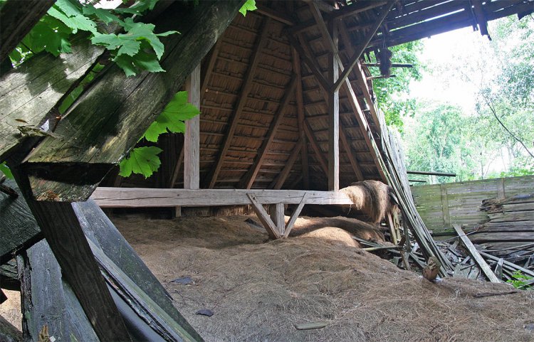 Stodola u Teslín