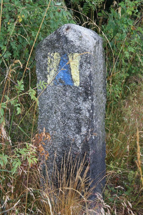 Patník vedle Struh
