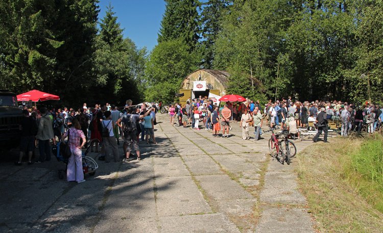 Objekt Javor 51 - otevření Atom muzea